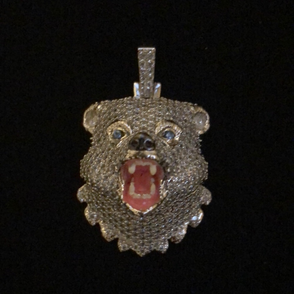 Bearhead pendant, Blue and white CZ1 diamonds